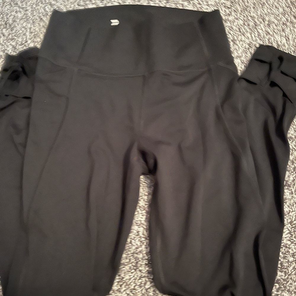 Black leggings